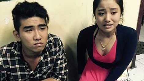 Cặp tình nhân gây ra 10 vụ cướp