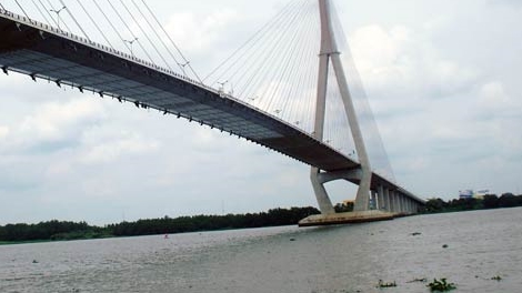 Đang tìm kiếm nam thanh niên nhảy cầu Cần Thơ