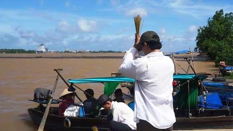 Nam thanh niên nhảy cầu Cần Thơ tự tử… vì tình