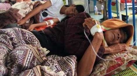 Gần 100 người nhập viện sau khi ăn cưới