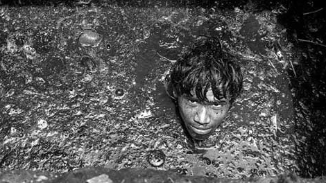 Những hình ảnh như ‘bước xuống địa ngục’ ở Mumbai, Ấn Độ