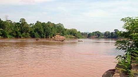 Tìm tung tích xác chết trên sông Bảo Định (Long An)