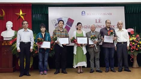Trao giải thưởng năm 2015 của Hội Nhà văn Hà Nội