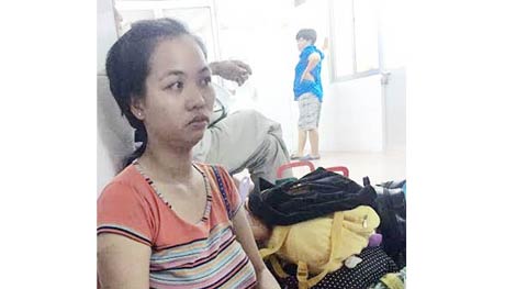 Nghi vấn cháu bé bị cô giữ trẻ làm ngã chấn thương sọ não