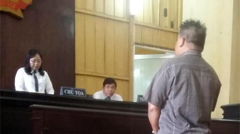 Hủy án tuyên vụ con trai lừa lấy tiền của mẹ đi đánh bạc ở Long An