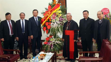 Thứ trưởng Tô Lâm chúc mừng Tòa Giám mục và giáo dân Giáo phận Hà Nội nhân Lễ Giáng sinh