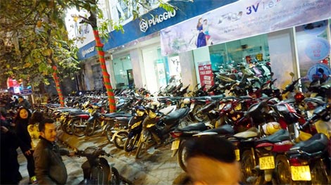 Bị lừa mất xe sau  khi "qua đêm" với bạn gái quen trên mạng