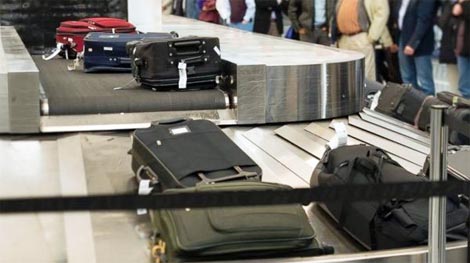 Một hành khách “cầm nhầm” túi đồ hơn 100 triệu đồng ở sân bay Nội Bài