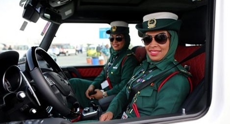 Cảnh sát Dubai ở nơi siêu giàu