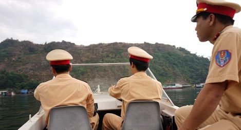 Giữ mùa xuân ở hai đầu thủy điện