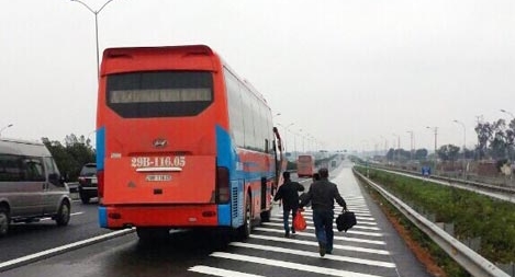 Bát nháo trên tuyến cao tốc Pháp Vân - Ninh Bình: Do đâu?