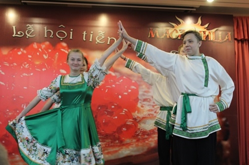 Ấm áp "Tuần lễ tiễn mùa đông của Nga" giữa thủ đô Hà Nội