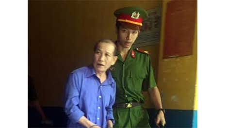 Gã đàn ông đốn mạt hiếp dâm cháu ngoại của vợ