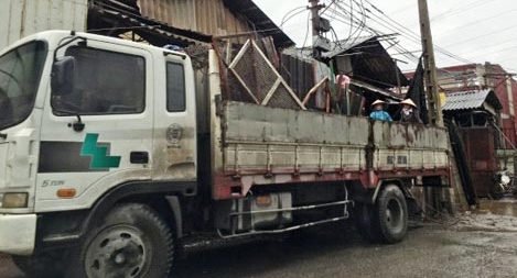 Hai mặt của nghề thu gom phế liệu