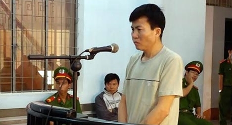 "Nổ" là cán bộ pháp y, lừa tiền tỷ