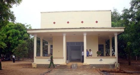 Một người đàn ông tử vong bất thường trên băng ghế của bệnh viện