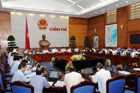 Phê chuẩn nhân sự UBND tỉnh Hà Tĩnh và Thừa Thiên – Huế