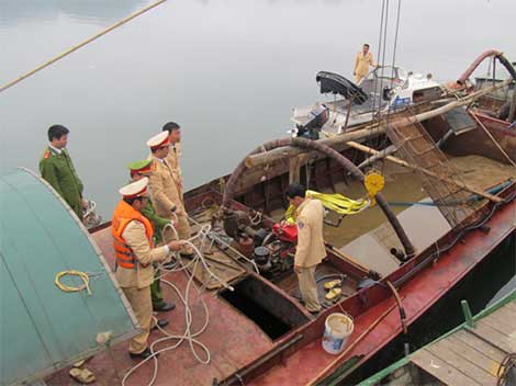 Hà Nội xử lý 202 đối tượng "cát tặc"