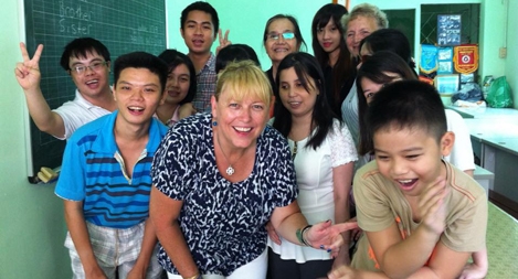 Nữ võ sư 70 tuổi mở lớp học cho người khuyết tật