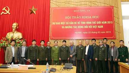 Hội thảo khoa học dự báo tình hình thế giới năm 2015 tác động đến Việt Nam