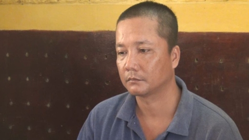 Khởi tố đối tượng chống người thi hành công vụ