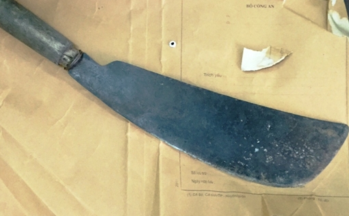 Đuổi vợ ra khỏi nhà rồi chém cán bộ Công an phường trọng thương