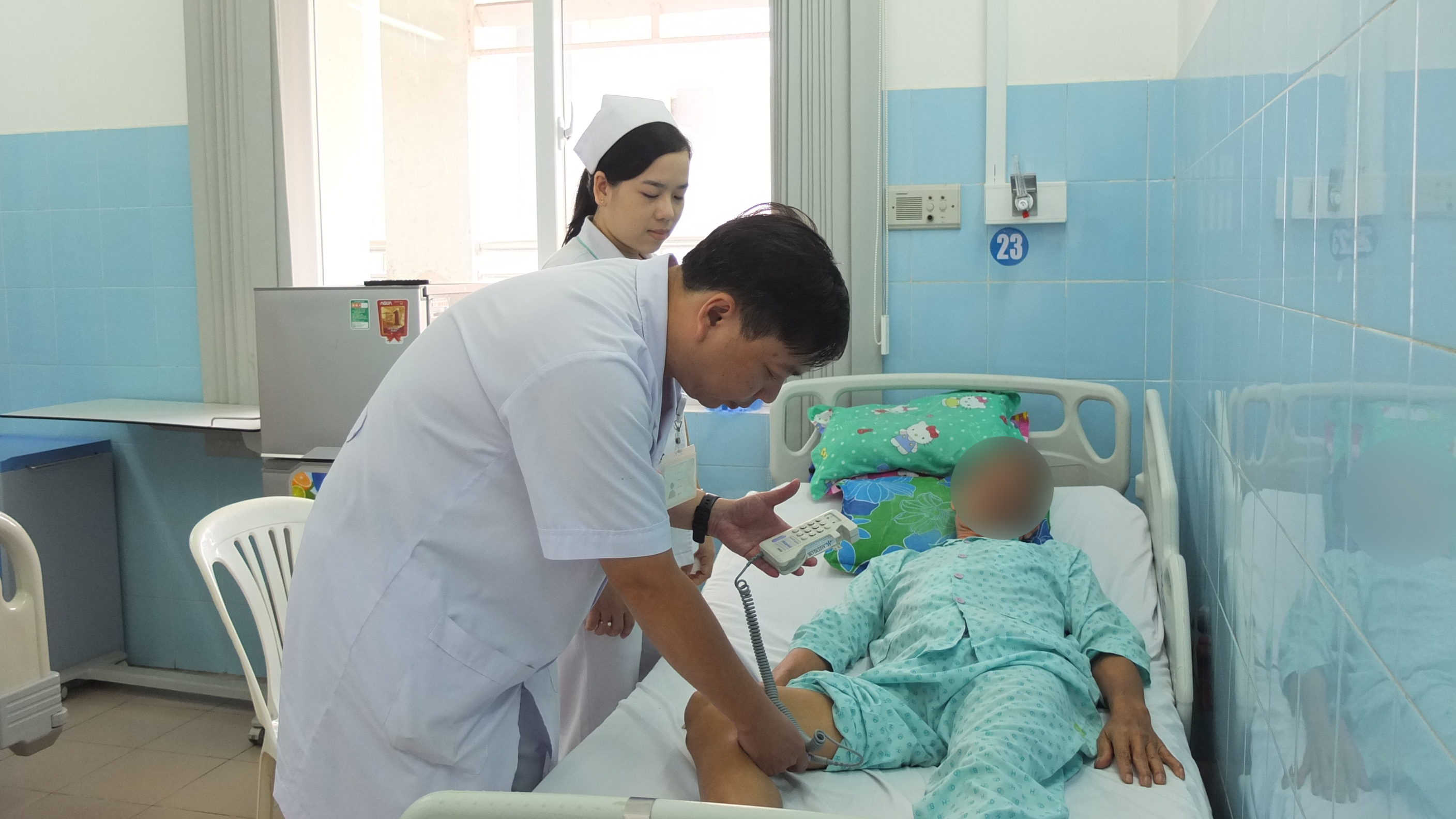 Kịp thời cứu bệnh nhân bị túi phình động mạch chủ bụng khủng lồ 