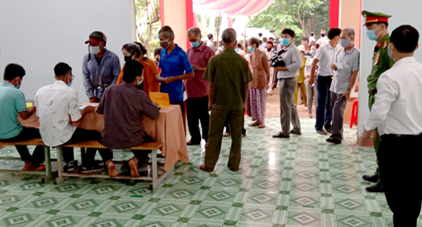 Nhiều điểm bỏ phiếu ở Bình Phước đạt 100% cử tri đi bầu cử