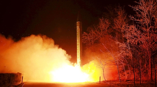 Triều Tiên bắn 3 quả tên lửa “nắn gân” hệ thống THAAD ở Hàn Quốc