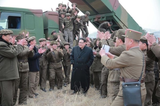 Triều Tiên có thể sản xuất hơn 10 quả bom nguyên tử/năm