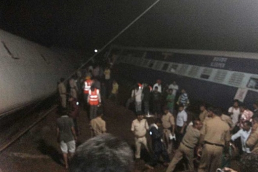 Lật tàu cao tốc,ít nhất 45 người chết