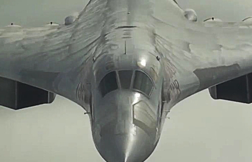 Nga cho ra mắt nguyên mẫu siêu máy bay ném bom tầm xa PAK DA