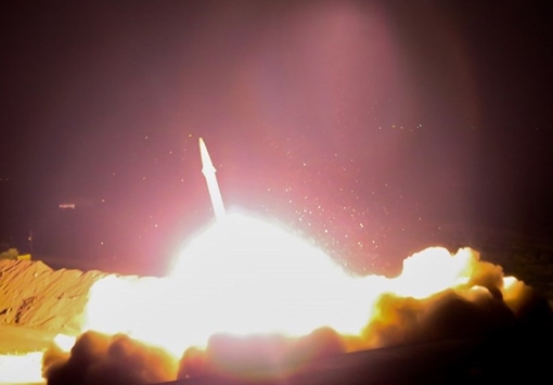 Iran phóng hàng loạt tên lửa tấn công khủng bố ở Syria