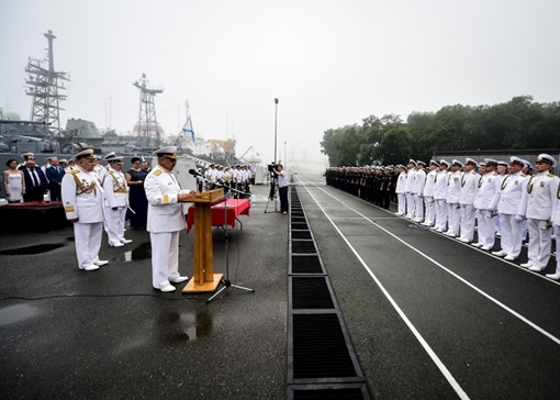  Hải quân Nga tiếp nhận siêu tàu chiến mới