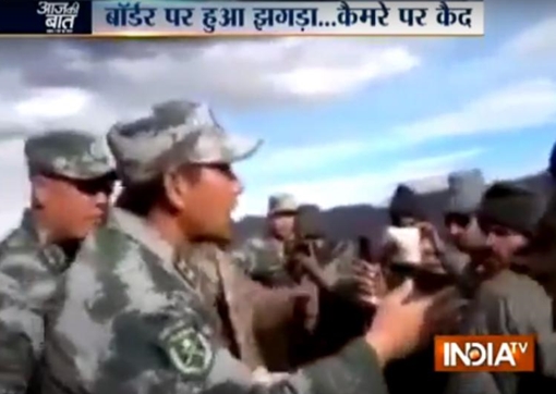 Binh lính Ấn Độ-Trung Quốc ném đá vào nhau ở khu vực biên giới Kashmir