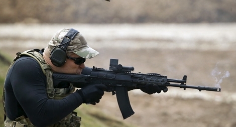 Quân đội Nga tiếp nhận súng trường AK thế hệ mới