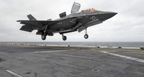 Mỹ triển khai tàu sân bay F-35 siêu đắt đầu tiên và hiện đại nhất