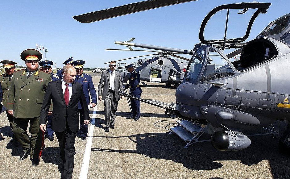 Trực thăng chở Tổng thống Nga Vladimir Putin từng bị tấn công