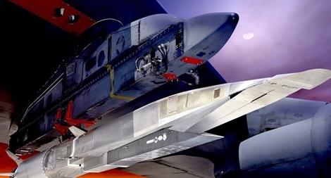 Mỹ chi gần 1 tỷ USD gấp rút phát triển vũ khí siêu thanh 