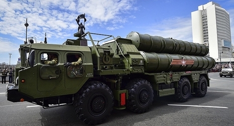  Hệ thống tên lửa S-400 bắt đầu phục vụ Quân đội Nga 