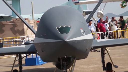 Trung Quốc công bố UAV chiến đấu “ngang ngửa” với RQ-180 của Mỹ