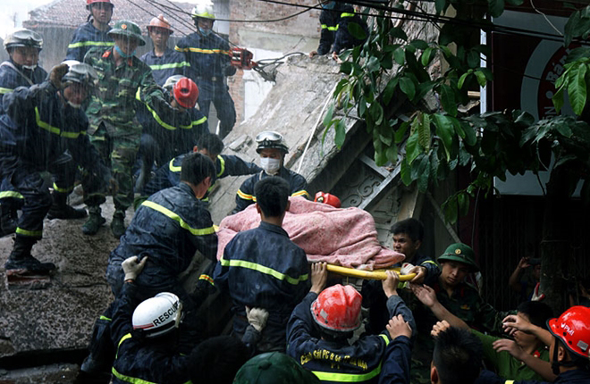 Khởi tố vụ án hình sự vụ sập nhà số 43 Cửa Bắc