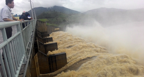 7 hồ thủy  điện thuộc EVN xả lũ, khẳng định đúng quy trình