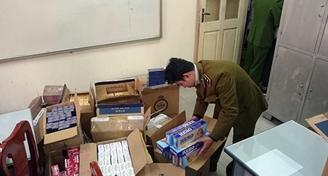 Phát hiện kho thuốc lá lậu, thu hơn 6000 bao 