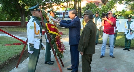 Bộ trưởng Tô Lâm đặt vòng hoa tại tượng đài Hồ Chí Minh ở Cuba