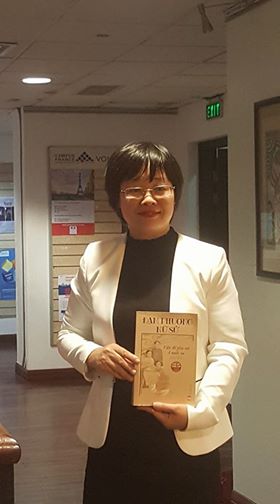 Lập tủ sách “Phụ nữ tùng thư” chào mừng ngày 8-3