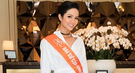 H'Hen Niê trở thành đại sứ cuộc đua xe đạp tranh cúp truyền hình