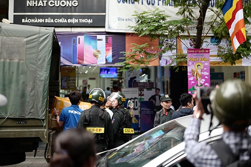 Khám xét hệ thống cửa hàng điện thoại Nhật Cường mobile tại Hà Nội