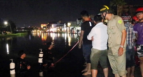 Rà soát, rào chắn các khu vực gây nguy hiểm khi triều cường dâng cao