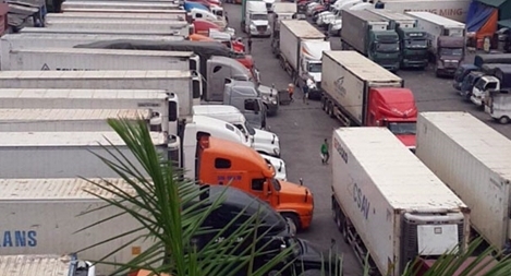 Hơn 500 xe nông sản xuất khẩu ùn ứ tại cửa khẩu Tân Thanh